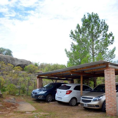 La Toma Complejo De Montana - Cabanas Y Habitaciones En Hosteria Mina Clavero Exterior photo