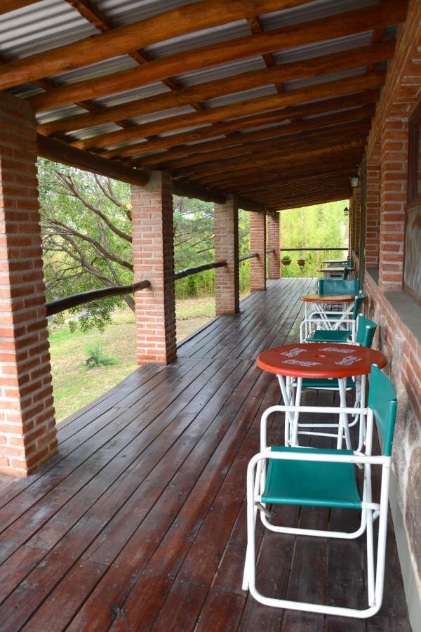 La Toma Complejo De Montana - Cabanas Y Habitaciones En Hosteria Mina Clavero Exterior photo