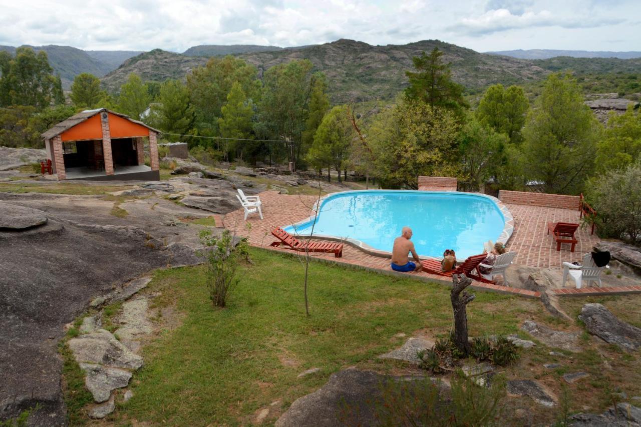 La Toma Complejo De Montana - Cabanas Y Habitaciones En Hosteria Mina Clavero Exterior photo