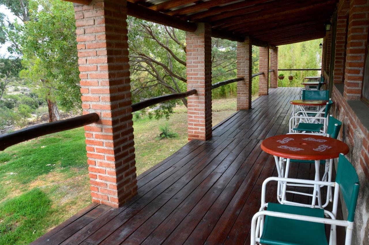 La Toma Complejo De Montana - Cabanas Y Habitaciones En Hosteria Mina Clavero Exterior photo